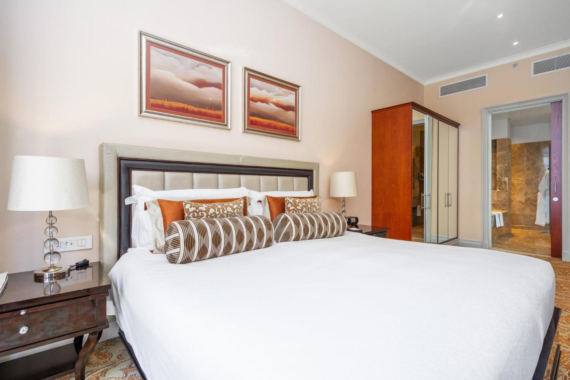 Taj Hotel 305 Cape Town Exterior photo